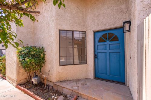 2486 Abbeywood Ct, Simi Valley, CA 93063-2550