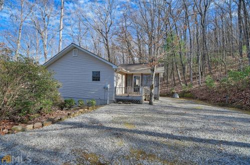 423 Bent Laurel Ridge Rd, Clayton, GA 30525-4941