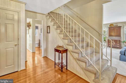 11975 William And Mary Cir, Woodbridge, VA 22192-1314