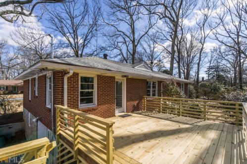 2605 Kimmeridge Dr, Atlanta GA  30344-3020 exterior