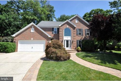 19 Waverly Dr, Lumberton Township, NJ 08048-5029