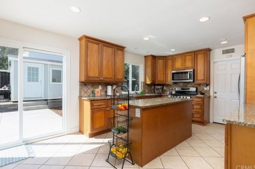 485 La Costa Ave, Encinitas, CA 92024-1114