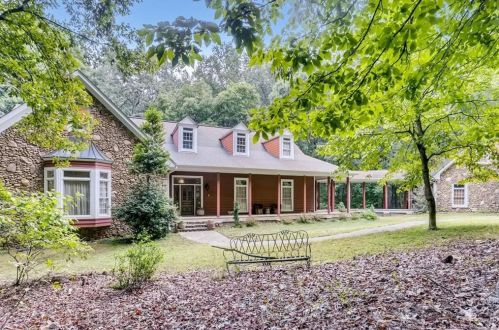 480 Monteagle Trce, Stone Mountain, GA 30087-4912