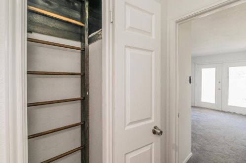 2406 Limestone Ln, Garland TX exterior