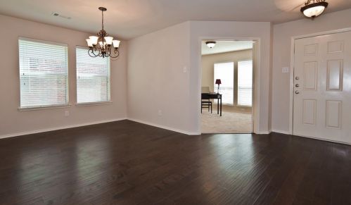 9117 Liberty Crossing Dr, Fort Worth TX  76131-3107 exterior