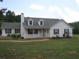 1325 Barker Dr, Randleman, NC 27317-7871