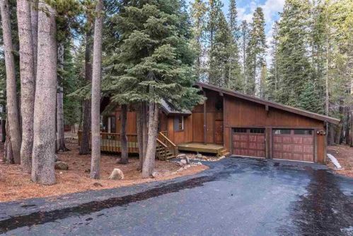 14576 Christie Ln, Truckee, CA 96161-7154