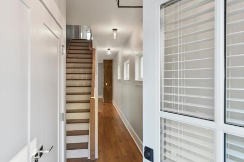 1925 Ford St, Atlanta GA  30318-0027 exterior