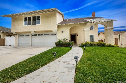 2334 Heywood St, Simi Valley, CA 93065-3622