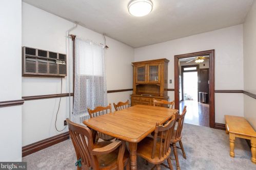 18 Middle St, Hanover PA 17331-3746 exterior