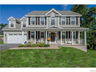 30 Bartlett Ln, Huntington, CT 06484-6166
