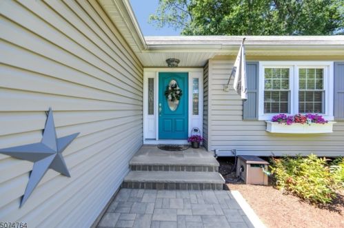 17 Ogden Pl, Parsippany, NJ 07054-2114
