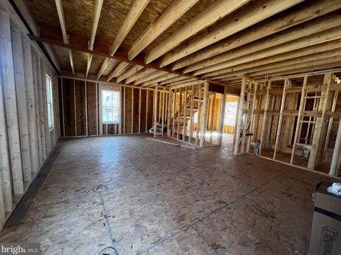538 Black Twig Rd, Linden, VA 22642-6463