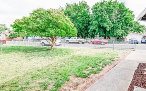 719 Dabney Ave, Rio Linda, CA 95673-2332