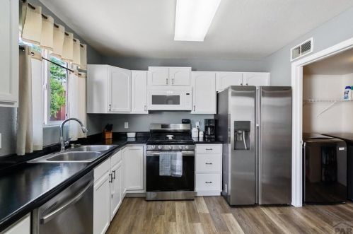 1227 Silverqueen Rd, Pueblo CO  81008-1946 exterior