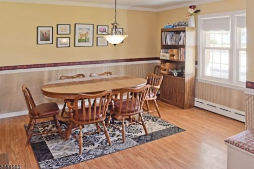15 Kings Rd, Netcong, NJ 07857-1211