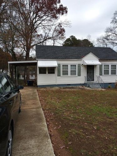 397 Collier Ridge Dr, Atlanta, GA 30318-7342