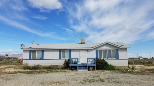 77 Trotter Ave, Mojave, CA 93501-7060