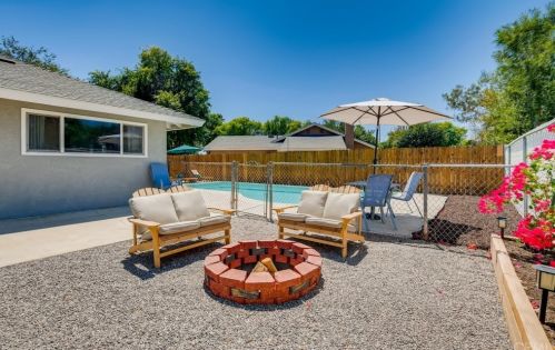 4875 Emerson St, Riverside CA  92504-1757 exterior