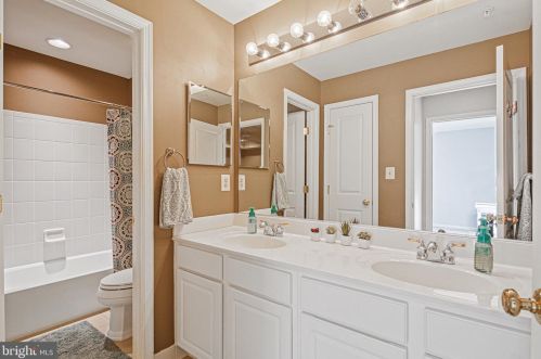 7738 Tilghman St, Fulton MD  20759-2546 exterior