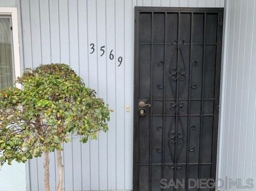 3569 Mira Pacific Dr, Oceanside, CA 92056-3910