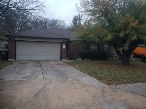 9716 Copper Creek Dr, Austin TX  78729-3543 exterior