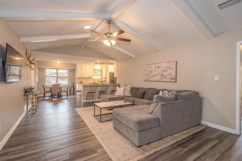 3613 Ashford Ave, Fort Worth TX  76133-3011 exterior