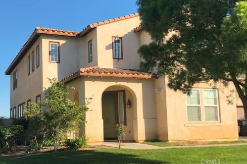 8268 Yarrow Ln, Riverside, CA 92508-3537