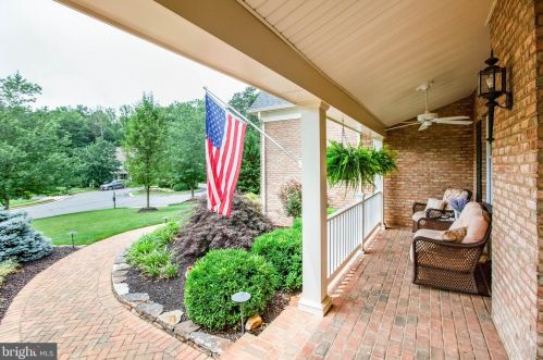 11619 Pine Hollow Ln, Spotsylvania, VA 22551-8925