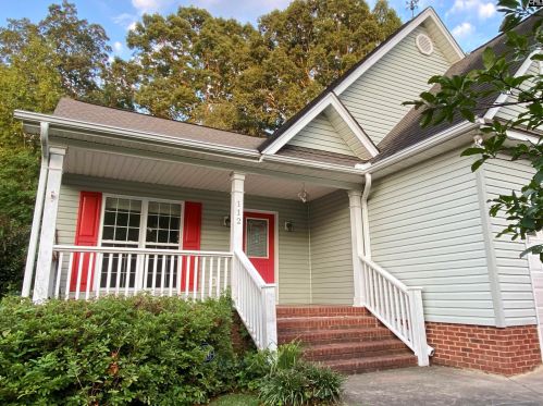 112 Red Barn Rd, Lexington, SC 29072-7709