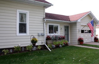 330 Thompson Ave, Hoopeston, IL 60942-1340