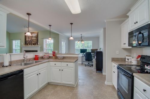 1002 Archard St, Graniteville, SC 29829-3984
