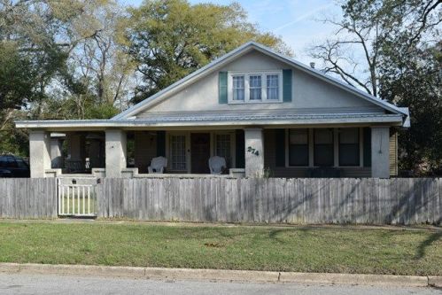 274 Sapp Ave, Pelham, GA 31779-2122