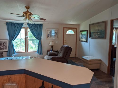 550 Old Country Rd, New Ipswich, NH 03071-3602