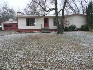 7322 Lariat Ln, Bismarck, ND 58503-9124