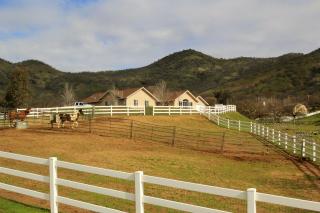7248 Perlman Dr, Tivy Valley, CA 93657-9066