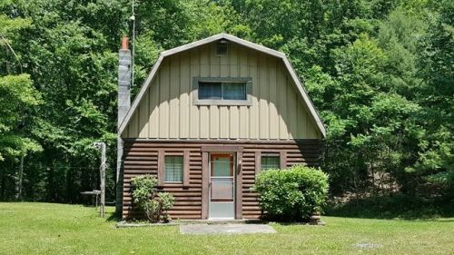 1015 Rockbridge Rd, Troutdale, VA 24378-2460