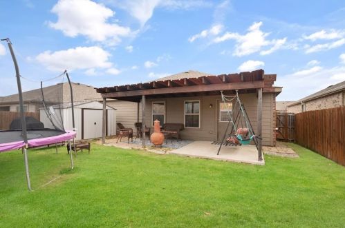 1068 Churchill Dr, Princeton TX 75407-2800 exterior