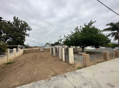 5037 Sierra Vista Ave, Riverside, CA 92505-3264