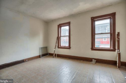 225 Juniata St, Lancaster PA  17602-4515 exterior