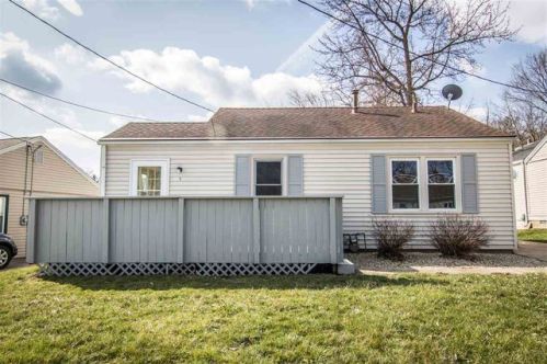113 Mcclure Ave, Peoria, IL 61604-3633