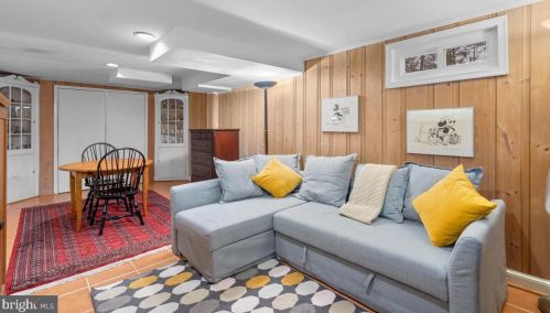 10617 Lorain Ave, Silver Spring MD 20901-3247 exterior