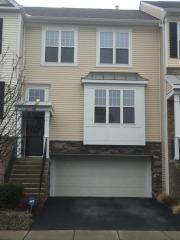 4126 Kinnia Dr, Columbus, OH 43219-8141