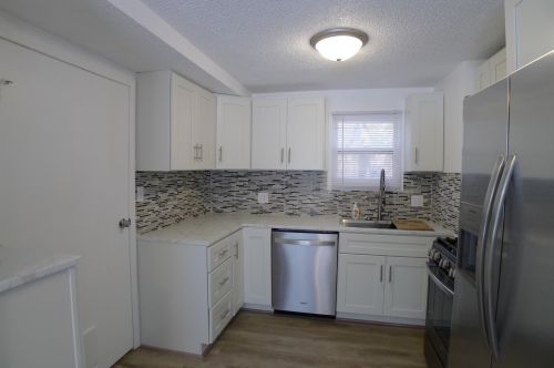 525 Geneva Ave, Saint Paul MN  55128-6421 exterior