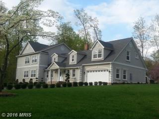 7612 Marshall Dr, Annandale, VA 22003-1520