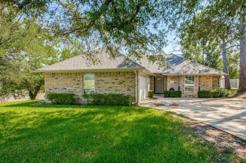 309 Lake Charles Ave, Fort Worth, TX 76103-1041