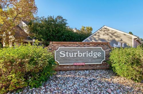 7166 Bentley Cir, Englewood CO 80112-1186 exterior