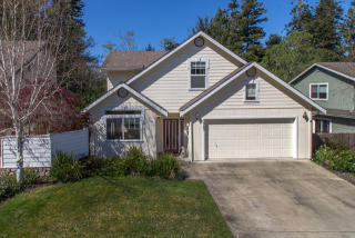 3963 Glenwood Ct, Eureka, CA 95501-8400