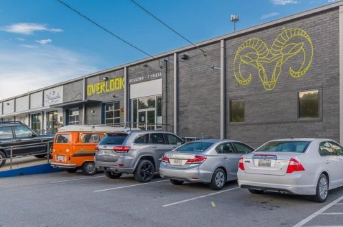 1222 Lorenzo Dr, Atlanta GA  30310-3946 exterior