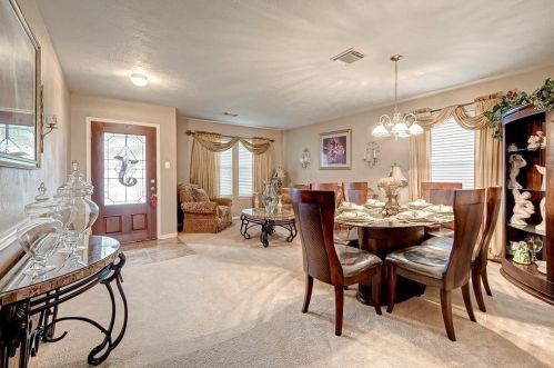 8718 Arapahoe Pass Ln, Richmond TX  77407-3385 exterior